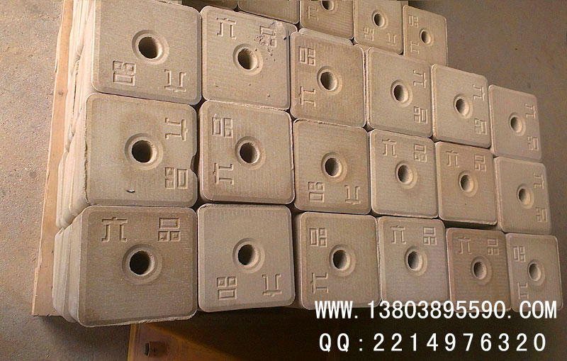 客戶杜甫機械舔鹽磚機